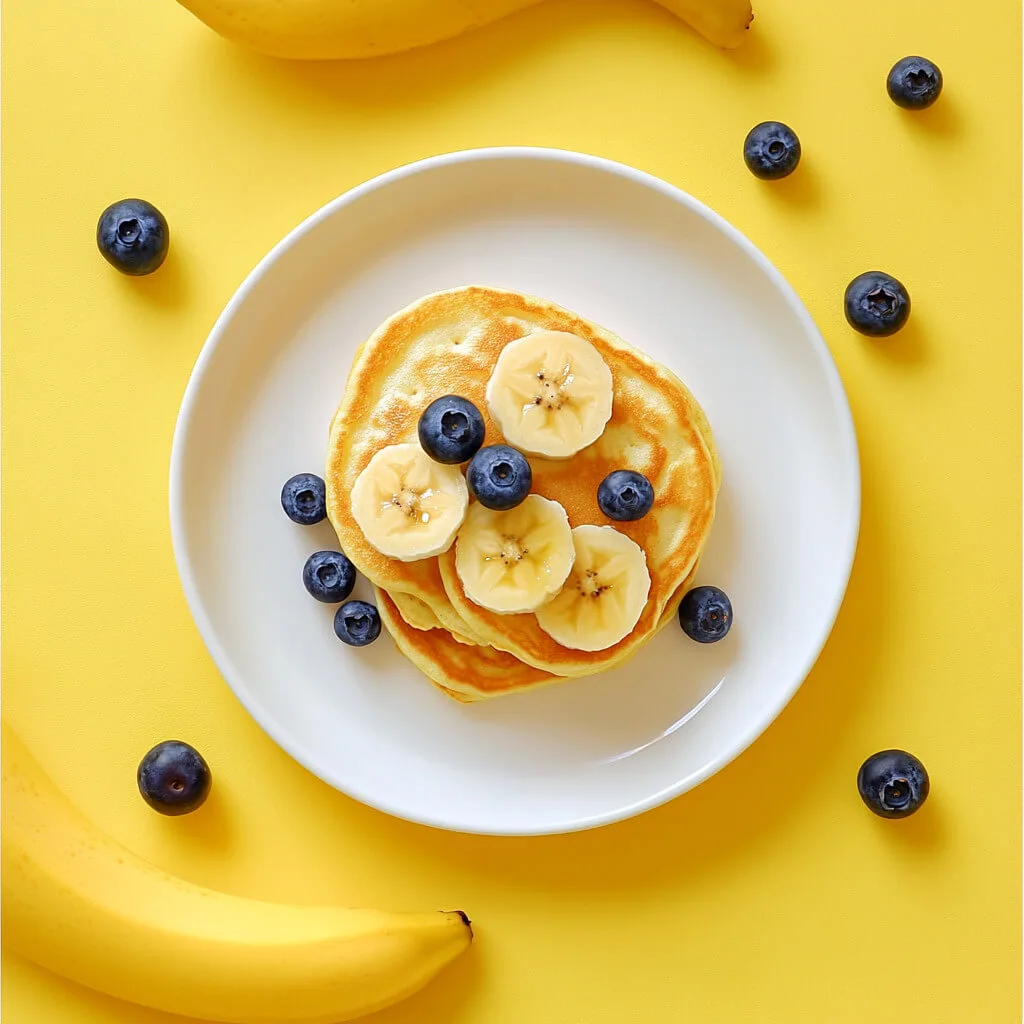 Read more about the article Placuszki z bananem i jogurtem dla dzieci